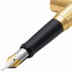 9474 Sheaffer Sagaris  Gold Tone Fountain Pen